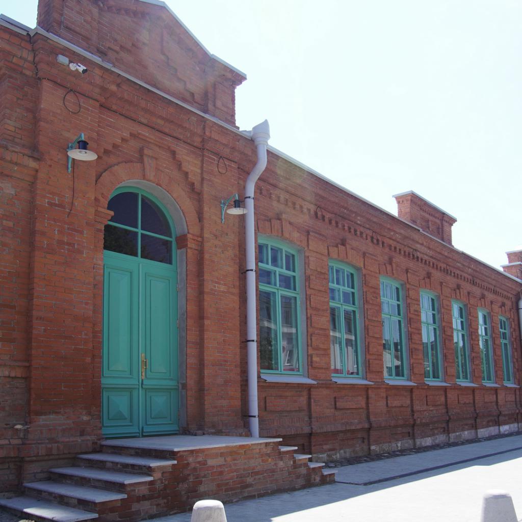 tabachnaya fabrika vahtangova